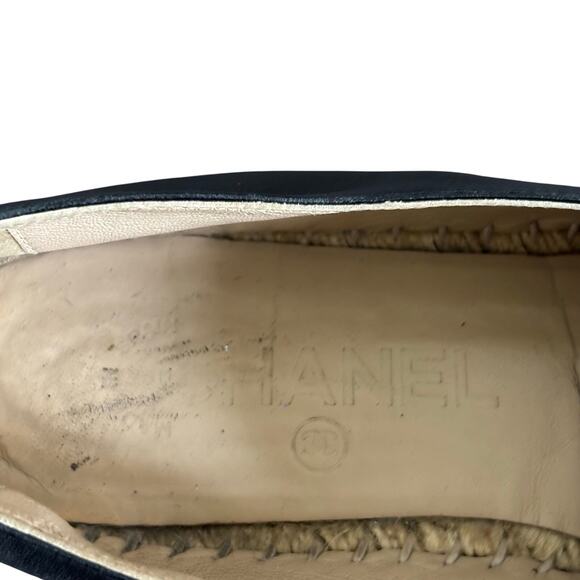 Chanel Interlocking CC Cap Toe Espadrille Shoes Black Leather Flats Size EU 38 - Picture 15 of 16